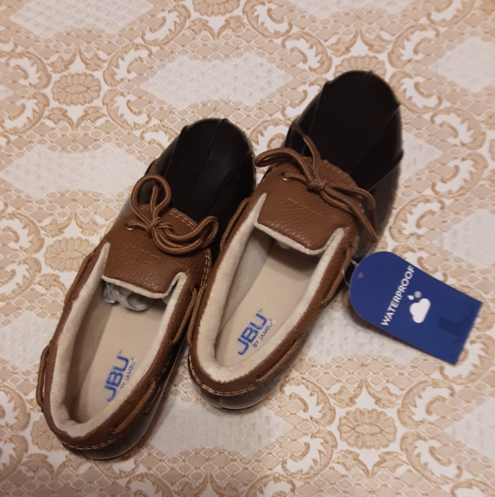 NIB JBU Waterproof Shoes 8M BROWN - Picture 1 of 5